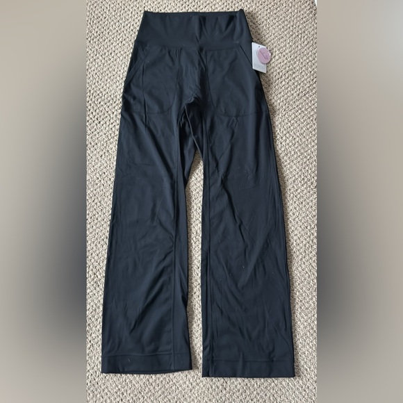 Stylish Wide Leg Black Women's Leggings - Picture 3 of 3